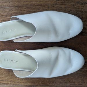 Nisolo Lima Slip On, white